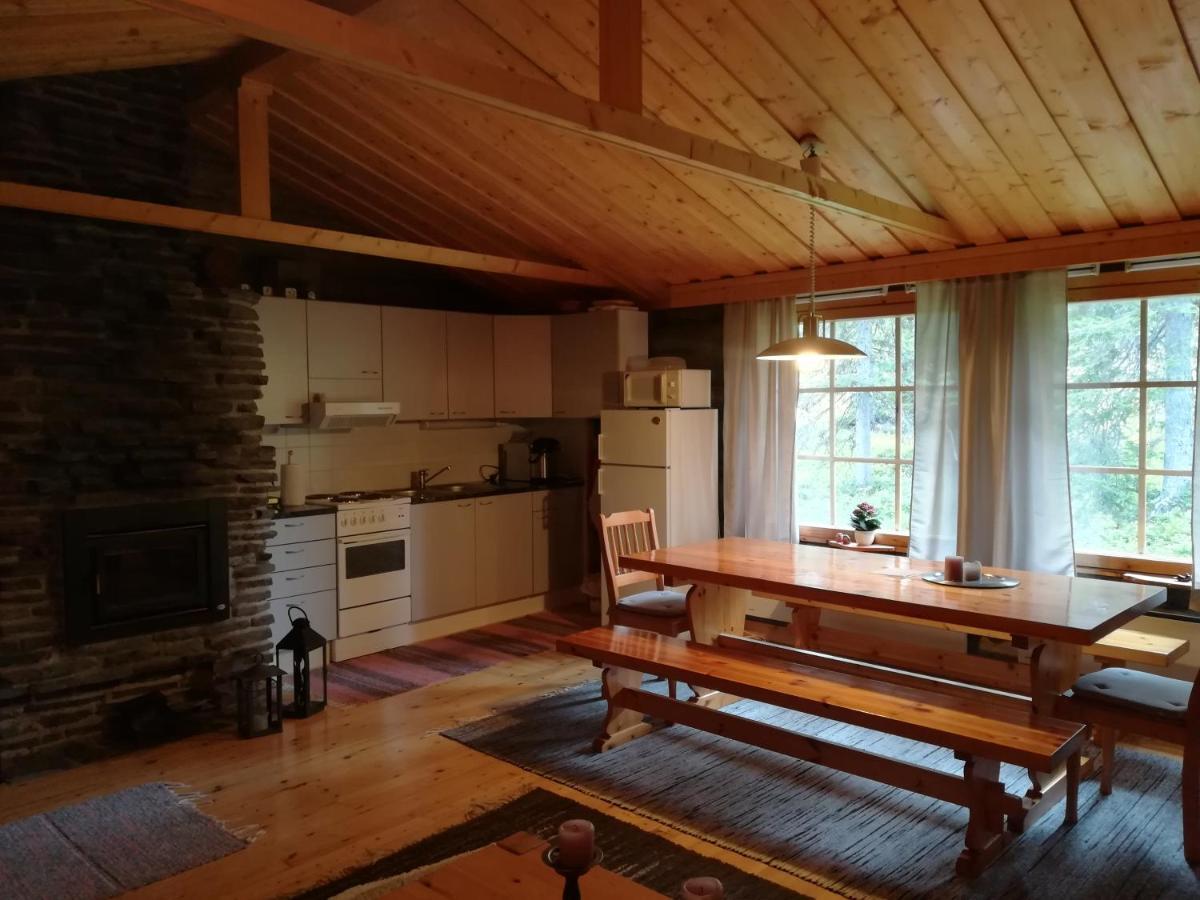 Villa Karhunkehto 洛斯托 外观 照片